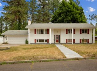 1105 E Bedivere Dr, Spokane, WA 99218