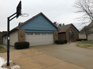 6630 French Creek Dr, Lansing, MI 48917