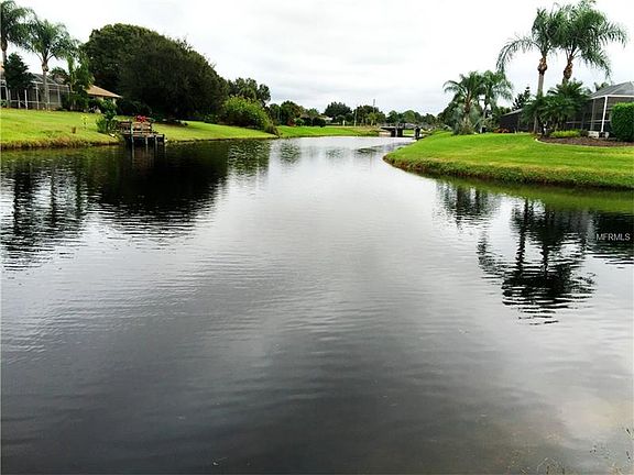 5th image of 515 Rotonda Cir