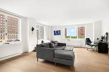 Rented by Nest Seekers International