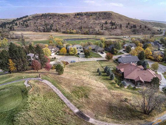 2nd image of 23663 Dogleg Dr
