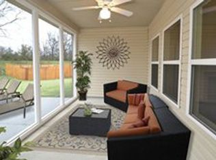 1054 Addington Rd, Hendersonville, TN 37075