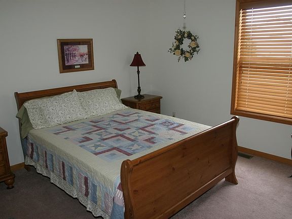 2nd image of 19585 Bluestem Ln