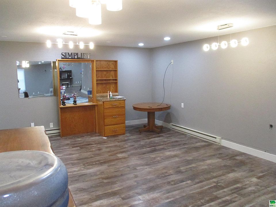 204 S 3rd St, Laurens, IA 50554 MLS 821855 Zillow