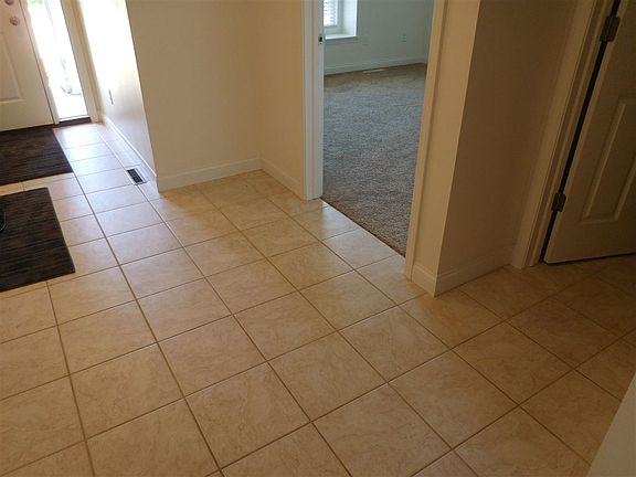 4th image of 2114 Terra Ln