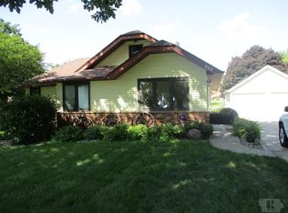 800 W 18th St, Carroll, IA 51401