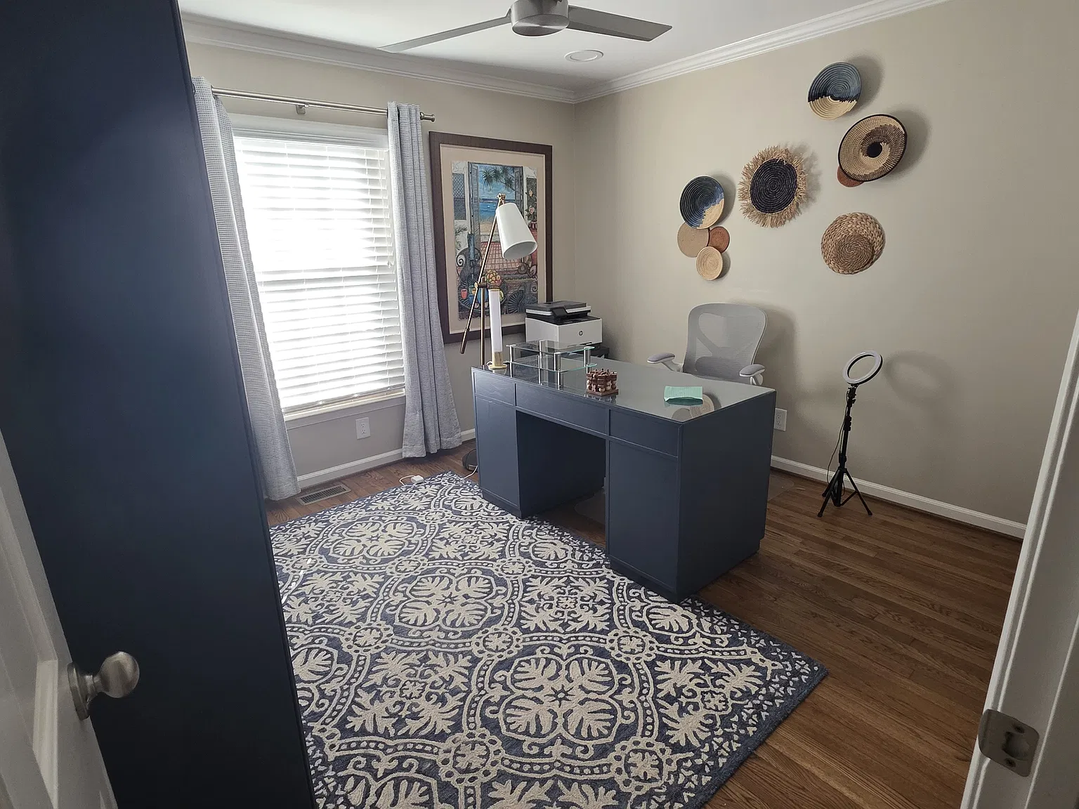 4 bed, 2044 sqft, $3,200 — Photo 4