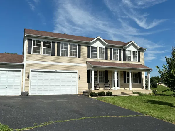 420 Springmeadow Dr, Poplar Grove, IL 61065