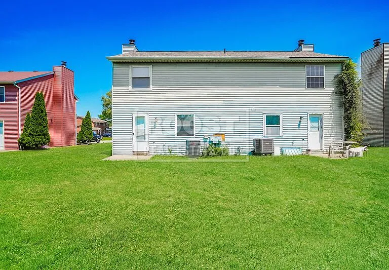 5623 Chatford Dr — Photo 2