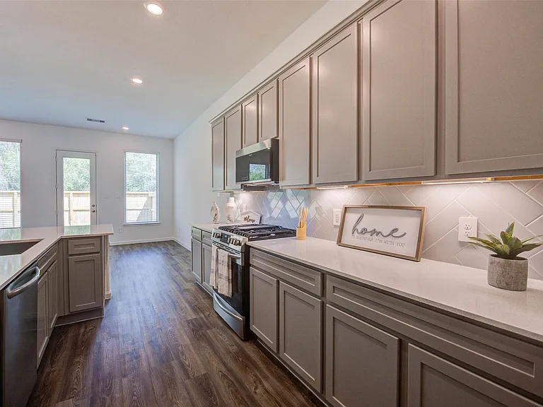 609 Royal Arch Dr — Photo 13