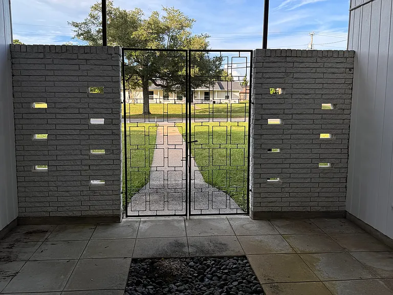 3501 Summit Blvd — Photo 2