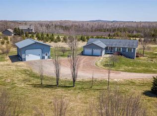 358 Ikola Rd, Esko, MN 55733