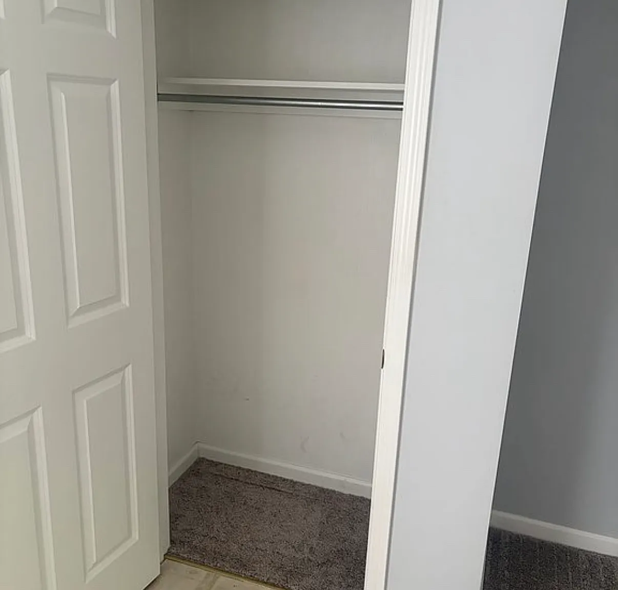 2 bed, 1.5 bath, 1024 sqft, $1,348 — Photo 3