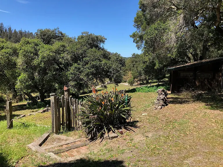 Hambey Ln — Photo 37
