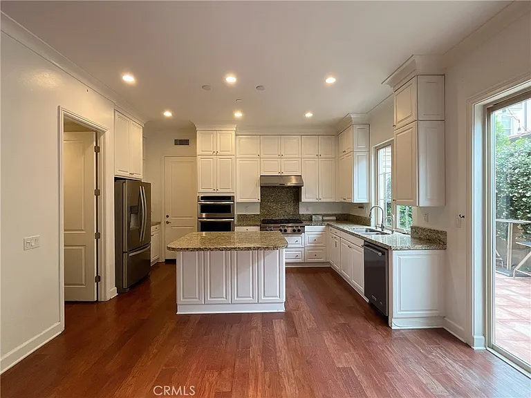 64 Berkshire — Photo 3