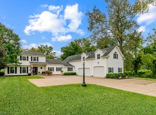 35981 Reeves Rd, Eastlake, OH 44095