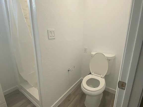 3rd image of 5411 71st St