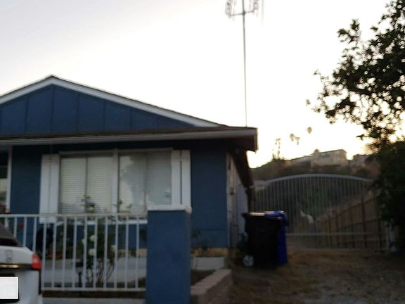 3rd image of 805 51st St