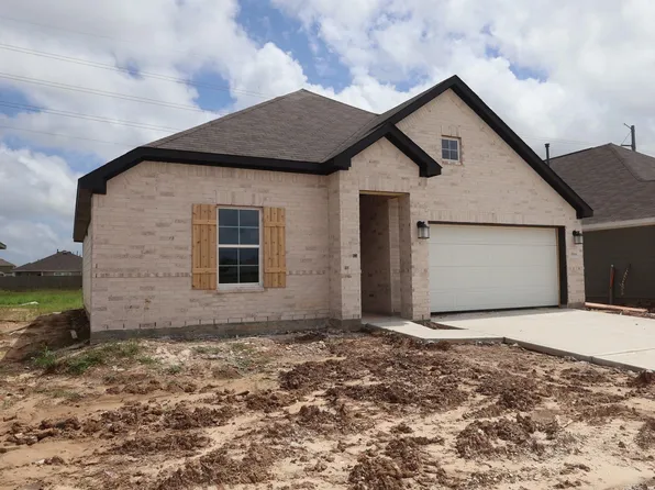 1066 Garnet Star Dr, La Marque, TX 77568