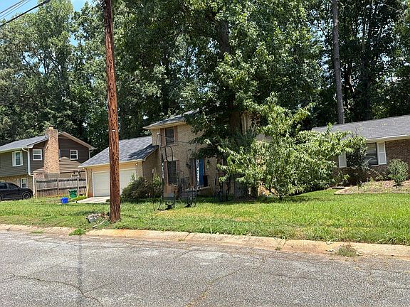 2nd image of 2106 Troutdale Dr