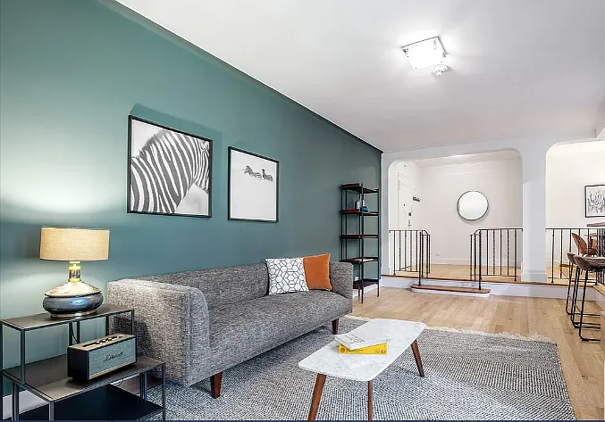 Building Photo - 10 W 65th St #4J