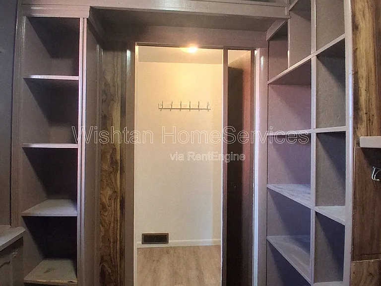 517 N 14th St #1 — Photo 2