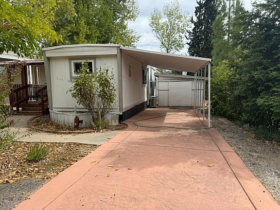 2nd image of 945 Sequoia Cir