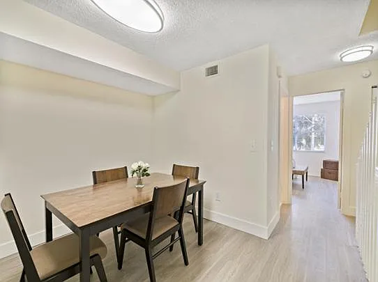 B1 St. Tropez - 3-Story Townhomes