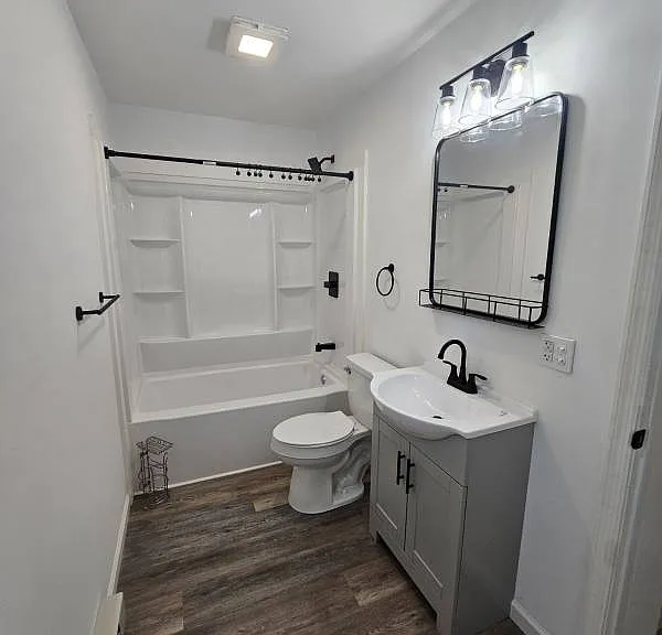 36 William St #2 — Photo 1