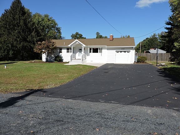 4th image of 44903 Blackistone Cir