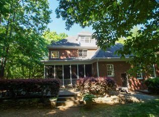 345 Valley Ln, Pittsboro, NC 27312