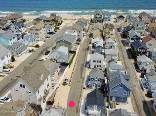 65 Barnegat Way, Lavallette, NJ 08735