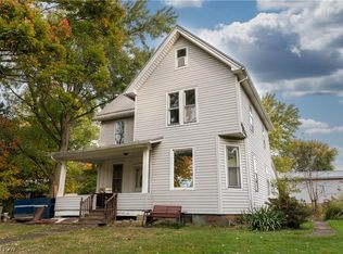 6464 Creston Rd SW, Canton, OH 44706