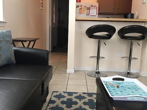 5th image of 4803 Zenith St APT B