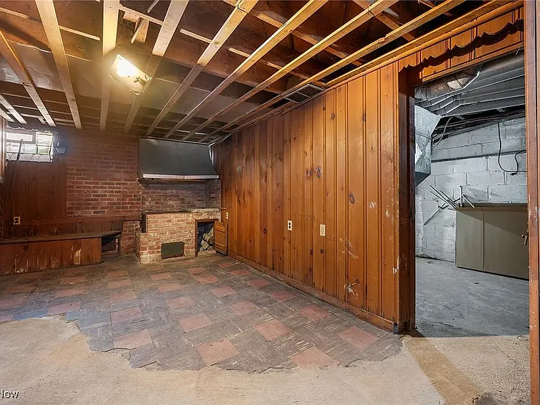 20111 Lanbury Ave — Photo 23