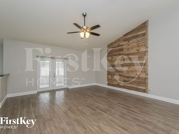 3rd image of 7536 Regents Garden Way
