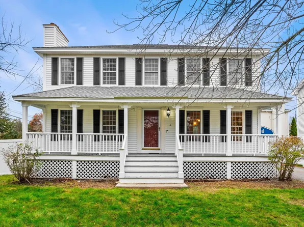 6 Stonington Drive, Manchester, NH 03109