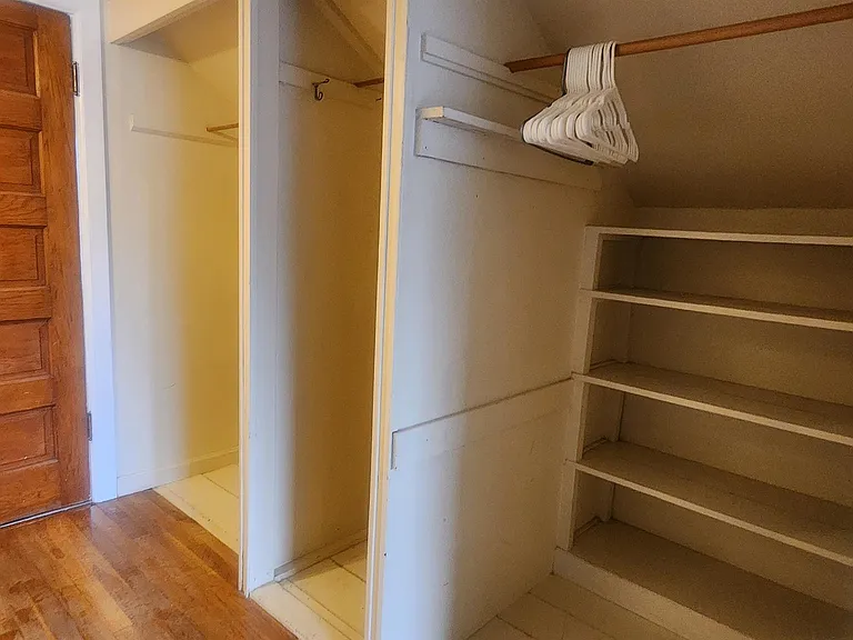 405 S 12th Ave — Photo 16
