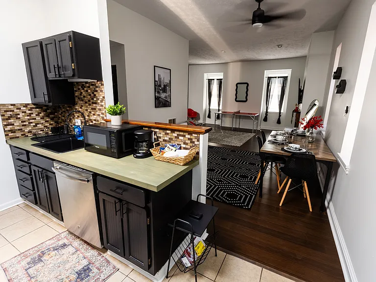 1306 Liverpool St #3 — Photo 10