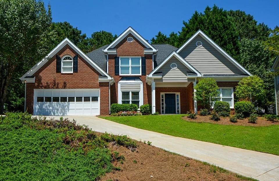 1st image of 350 Riverbirch Ln