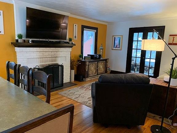 4th image of 1323 Sunnymede Ave