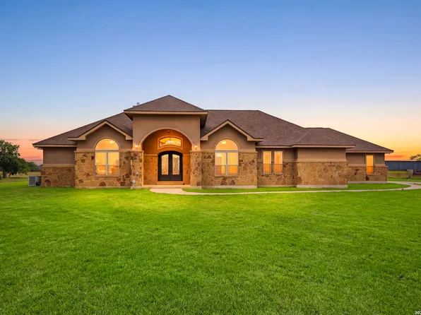 15820 Fm 539, La Vernia, TX 78121