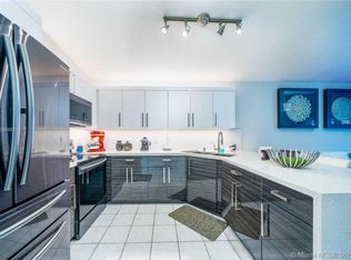 7642 W 34th Ct, Hialeah, FL 33018