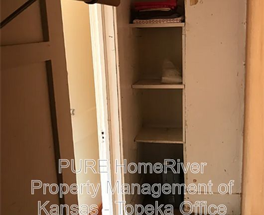5th image of 1601 SW Mulvane St APT 3