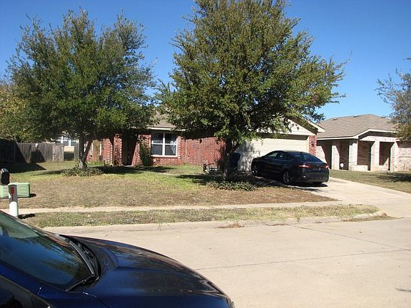 3rd image of 341 Morningstar Dr