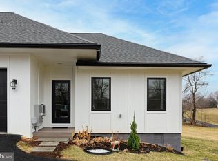 23443 Dover Rd UNIT A, Middleburg, VA 20117