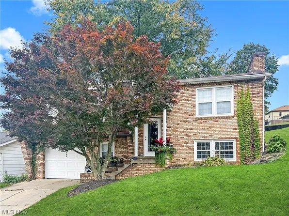 225 N 10th St, Weirton, WV 26062
