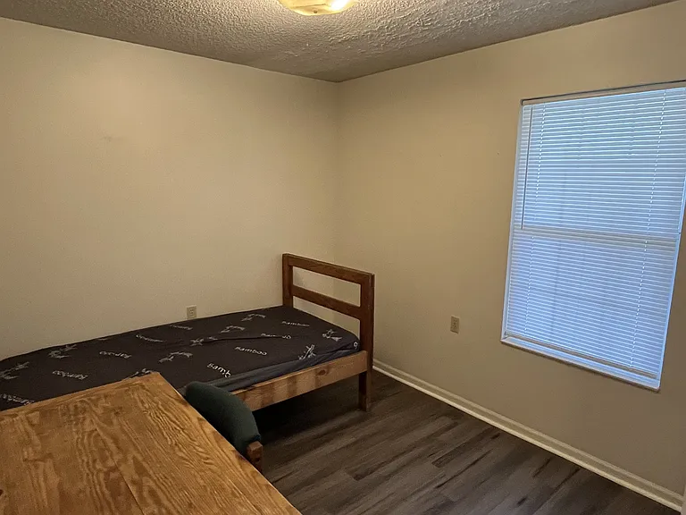 15 S Shafer St #1502 — Photo 5