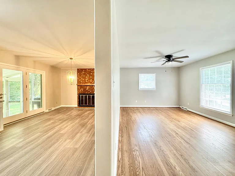 3030 Robin Hood Dr — Photo 10