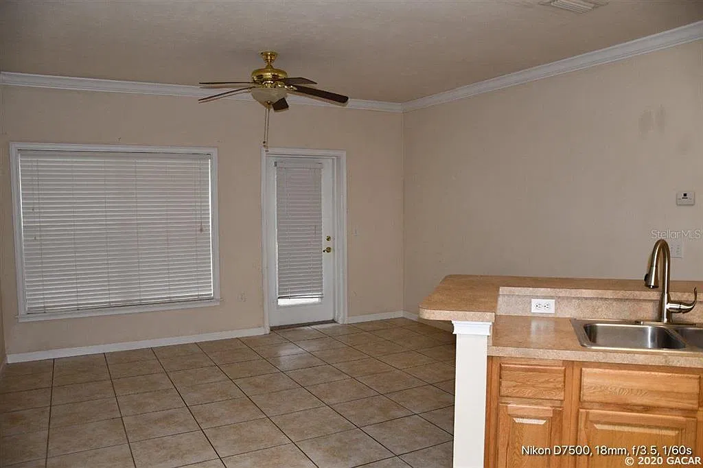 1 bed, 1.0 bath, 700 sqft, $1,295 — Photo 4